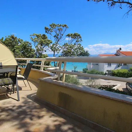 In Mit Eigenem Balkon By Interhome