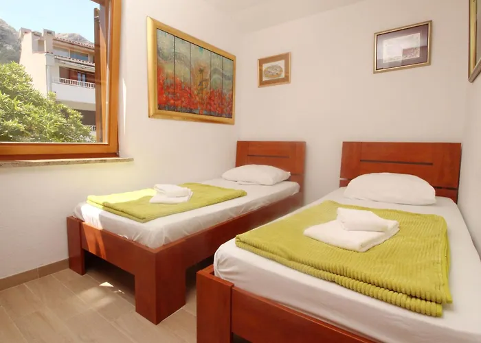 In Mit Eigenem Balkon By Interhome Apartman *