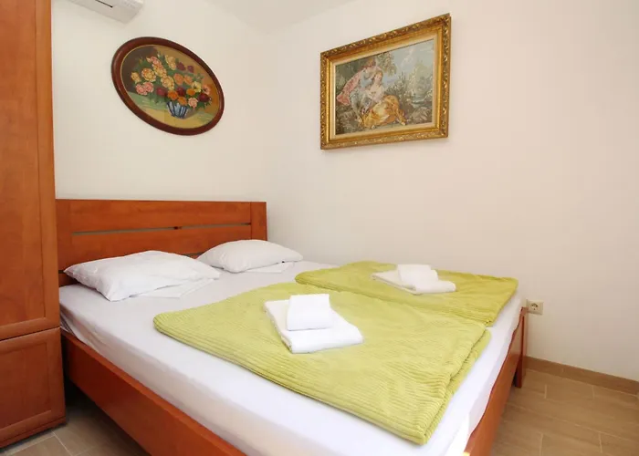 Apartman In Mit Eigenem Balkon By Interhome