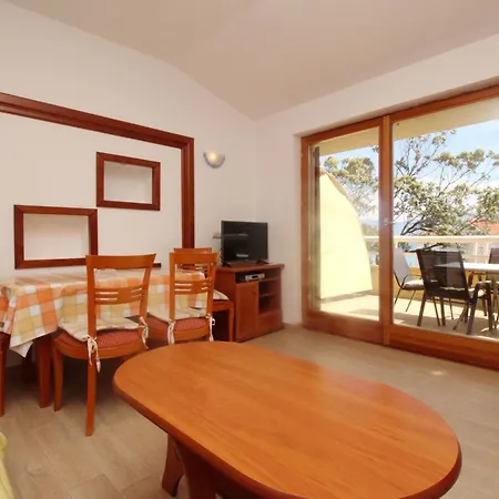 In Mit Eigenem Balkon By Interhome *