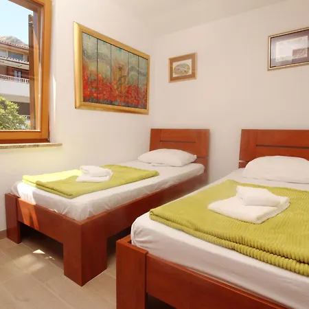 In Mit Eigenem Balkon By Interhome شقة *