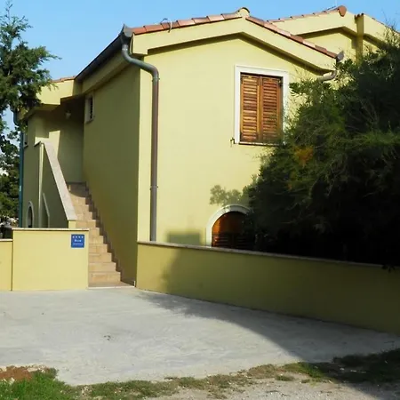 شقة In Mit Eigenem Balkon By Interhome باشْكا